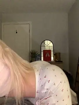 sineadxxx1 online show from March 31, 10:32 pm