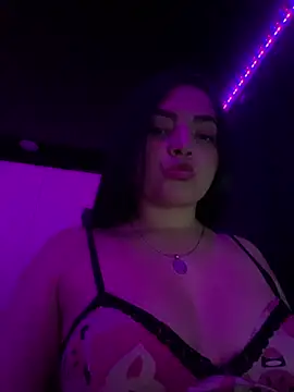 Alessia Peach online show from April 6, 12:28 pm