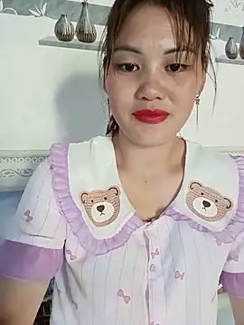 meg 06 online show from May 26, 8:46 am