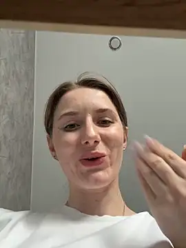 FReyja 44 online show from April 8, 12:18 pm