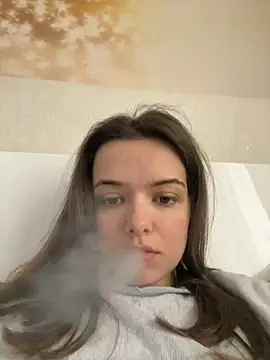 AForbiddenFlower online show from April 9, 5:21 am