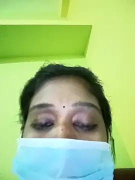 bannerjeesneha20 online show from April 1, 1:23 pm