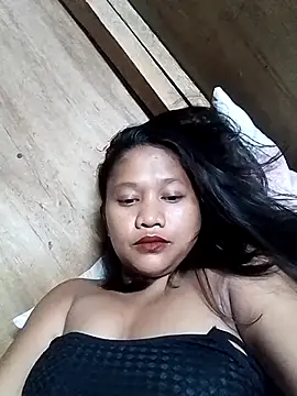 xxursweetyoonaxx online show from April 8, 4:53 pm