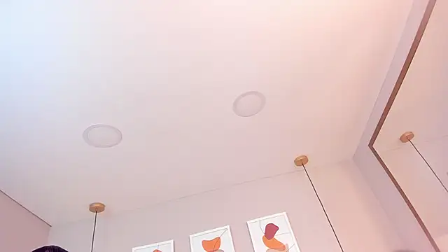 Hanna  mitsury  online show from March 31, 12:16 pm