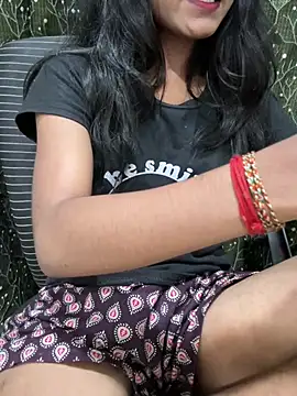 Baby pari1 online show from April 5, 9:25 pm