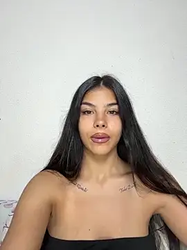 Crissdesire online show from July 16, 11:48 am