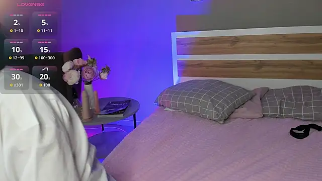 Amelia goth online show from May 12, 4:13 pm