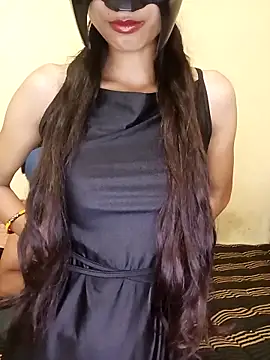 KissMyVibee online show from May 7, 7:28 pm