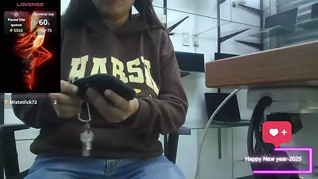 ShyShopia online show from April 6, 8:26 am