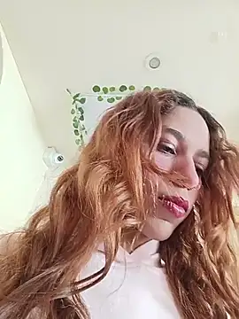 ValerieWoodsl online show from May 18, 6:36 pm