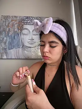Violetaa pink18 online show from May 21, 6:17 pm