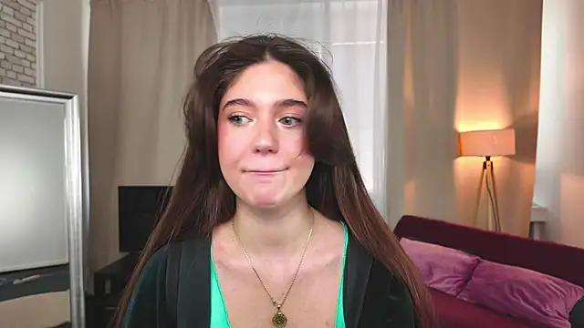 SunnyBloss online show from April 7, 2:19 pm