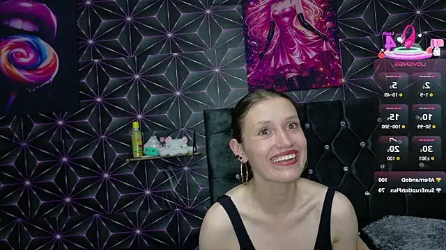 EiraLove online show from March 26, 8:43 pm