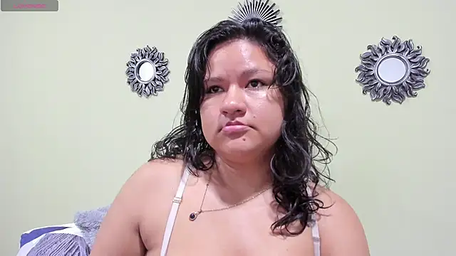 natasha adam21 online show from April 4, 3:38 am