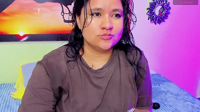 natasha adam21 online show from May 22, 2:31 am