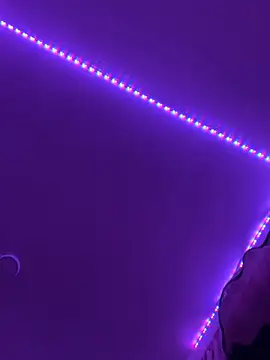 allissonSaenz online show from April 10, 6:52 am