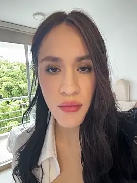 SerenaFox  online show from April 4, 9:24 pm