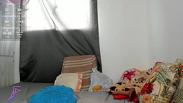 Alexandrasaenz23 online show from April 9, 9:09 pm