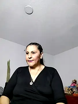 Merlyna Goldenss online show from April 9, 6:19 am