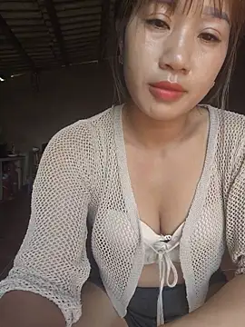 xinhxinh-cute online show from May 16, 1:52 am