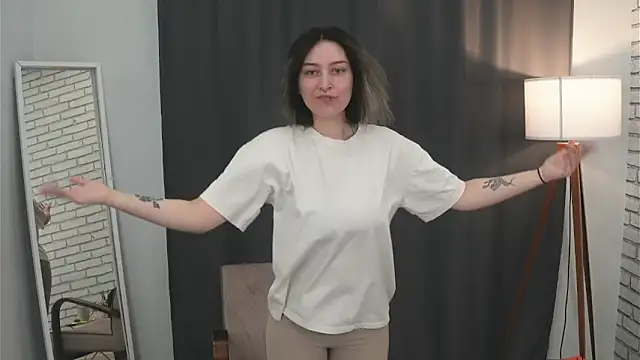 WavaMaddison online show from March 27, 8:26 am