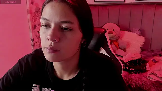 Kikii 1 online show from April 9, 2:47 am