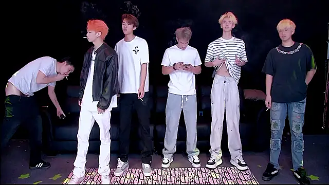 Gayboy-000001 online show from April 7, 12:18 pm