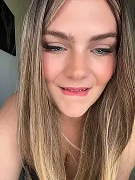Blonde Cougar online show from May 27, 9:17 am