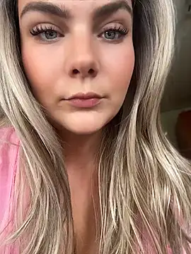 Blonde Cougar online show from July 2, 10:10 am