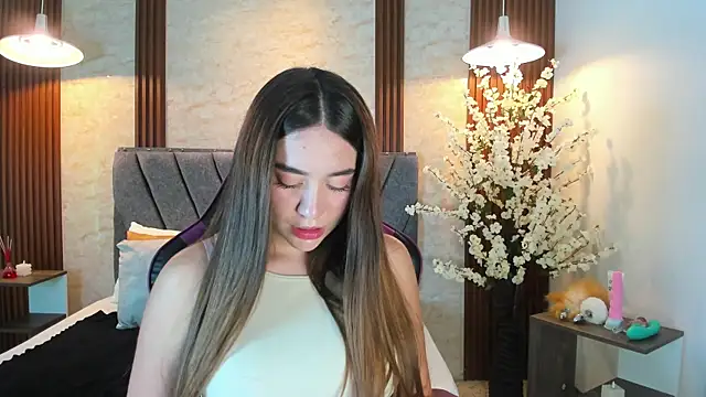 Anissa m  online show from April 2, 7:22 pm