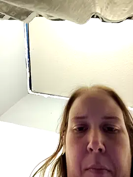 023thickandjuicy07 online show from April 25, 3:09 am