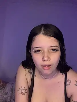 pricila887 online show from March 30, 7:30 am