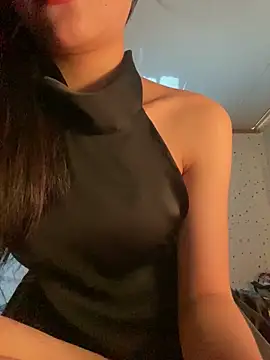 Mi-Lani online show from April 7, 7:54 am