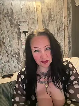 Noraya ink online show from May 7, 5:49 pm
