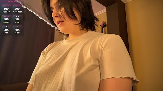 Sophia Goodgirl online show from April 7, 8:05 am