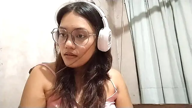 MorganCrumwell online show from April 8, 10:17 am