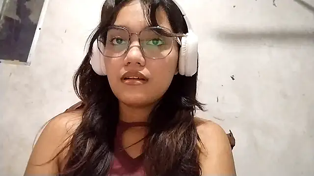 MorganCrumwell online show from April 7, 10:17 am