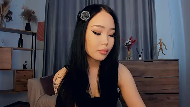 Amai Tsumi online show from July 3, 7:25 am