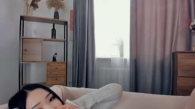 Amai Tsumi online show from May 23, 8:01 am