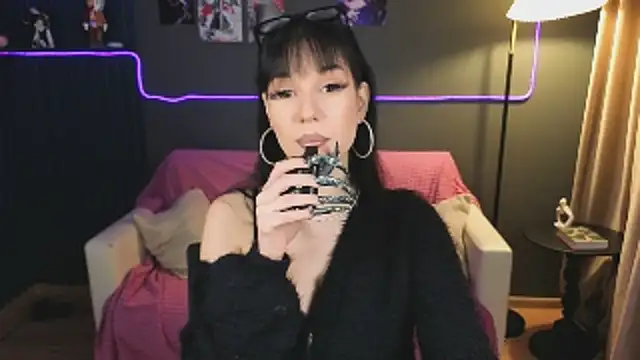 Chris Rose  online show from April 7, 7:10 am