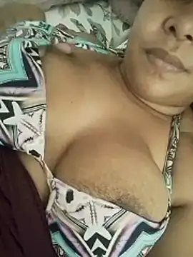 kimberlly25 online show from April 2, 11:40 am