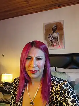 tatianabelli online show from June 18, 9:08 pm