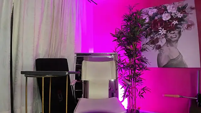 LexyNova  online show from May 22, 2:59 pm