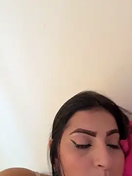 JessieAdams   online show from April 1, 6:16 pm