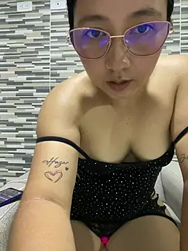 Kittyplacer online show from April 6, 11:28 pm