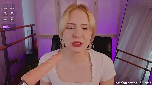 molly bloom online show from March 31, 2:50 pm