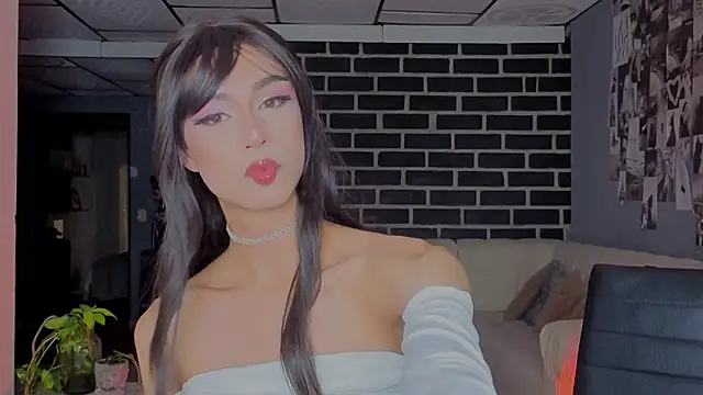 Miss sunshinee online show from April 6, 12:21 am