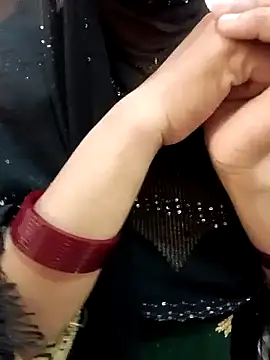 Miss Noor   online show from May 5, 7:44 am
