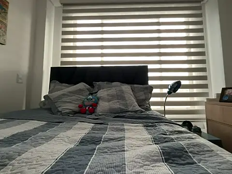 katapussy online show from April 9, 9:31 pm