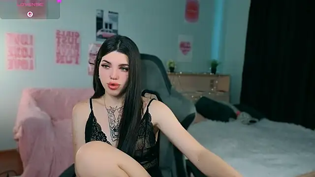 molly rettyy online show from July 9, 4:26 am